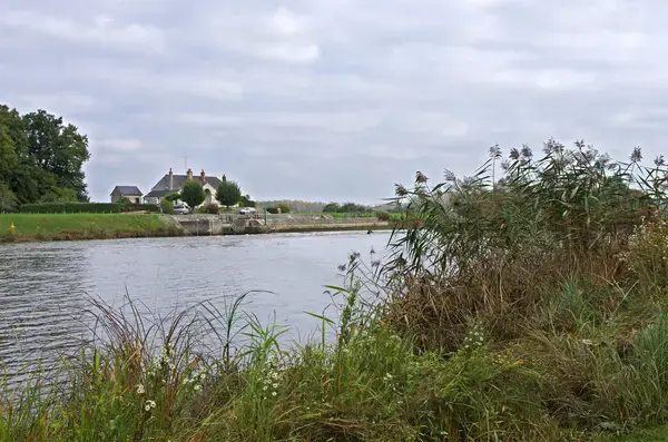 Artisan Monte Escalier Pose monte escalier Bléré