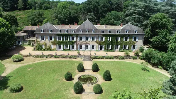 Artisan Monte Escalier Pose monte escalier Charbonnières-les-Bains