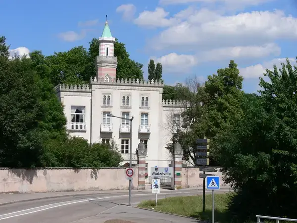 Artisan Monte Escalier Pose monte escalier Malzéville