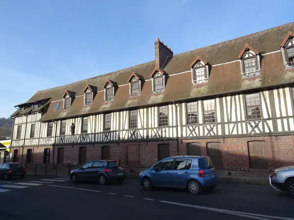 Artisan Monte Escalier Pose monte escalier Maromme