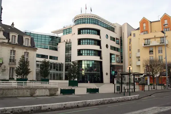Artisan Monte Escalier Pose monte escalier Sannois