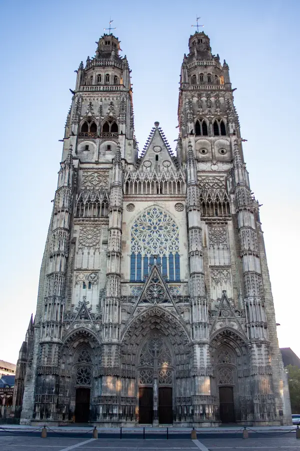 Artisan Monte Escalier Pose monte escalier Tours
